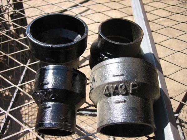  Hubless Cast Iron Pipe Fittings (Hubless tuyauterie en fonte)