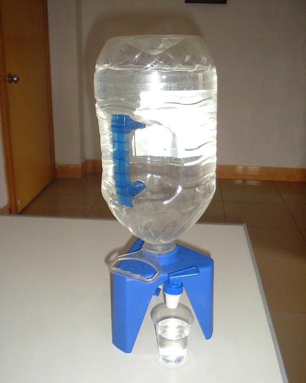  Water Dispenser (Distributeur d`eau)