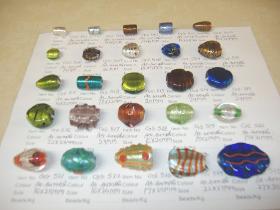  Glass Beads (Perles de verre)