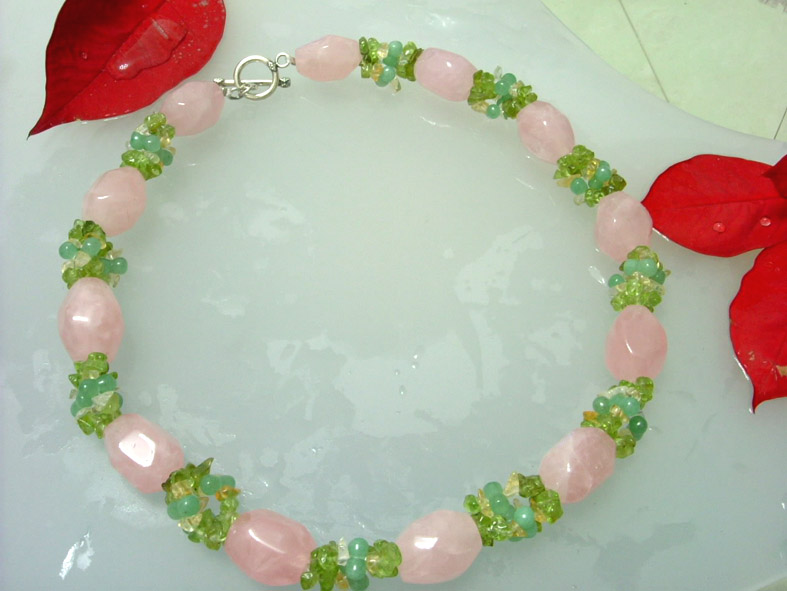  Rainbow Necklace (Rainbow Collier)