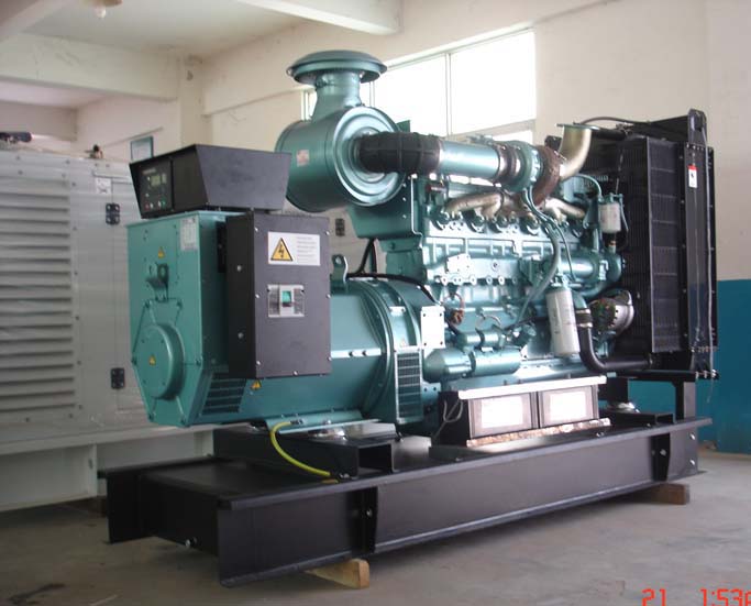  Cummins Diesel Generators (Groupes électrogènes diesel Cummins)