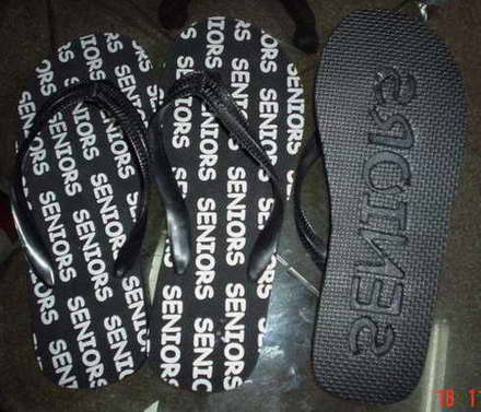  Die Cut Logo Flip Flops (Die Cut Logo Flip Flops)