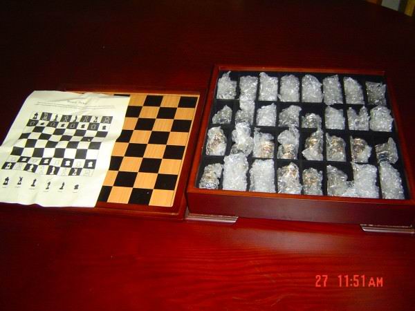  Wood Chess Box And Chess Board (Wood Chess Box Und Chess Board)