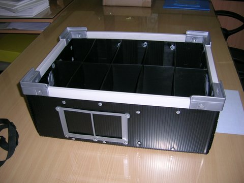  Conductive Crates (Leitfähige Kisten)