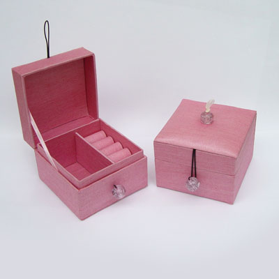  Handmade Silk Jewelry Boxes