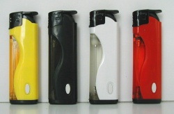 Kunststoff-Gas-Feuerzeuge mit LED-Lampe (Kunststoff-Gas-Feuerzeuge mit LED-Lampe)