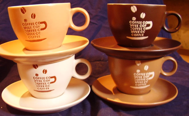  Cups & Saucers ( Cups & Saucers)