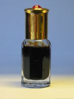  Agarwood Oil (Agarwood Öl)