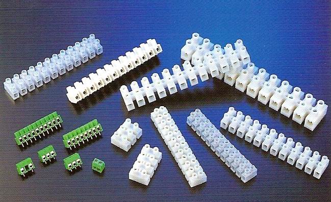  Terminal Blocks (Reihenklemmen)