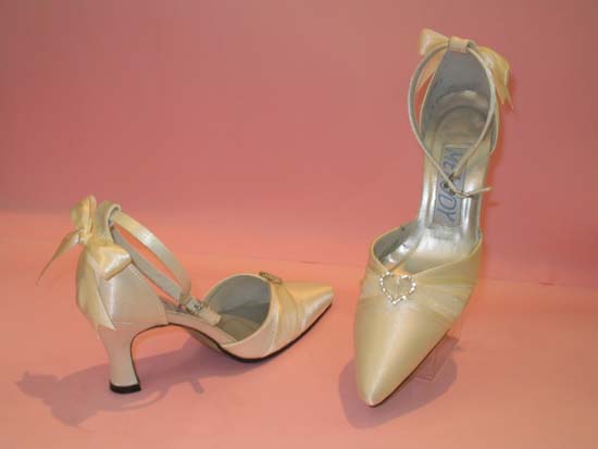 Bridal Shoes ( Bridal Shoes)