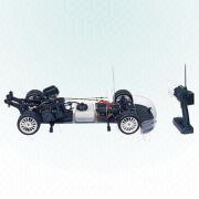  R/C Scale Car (R / C вагон-весы)