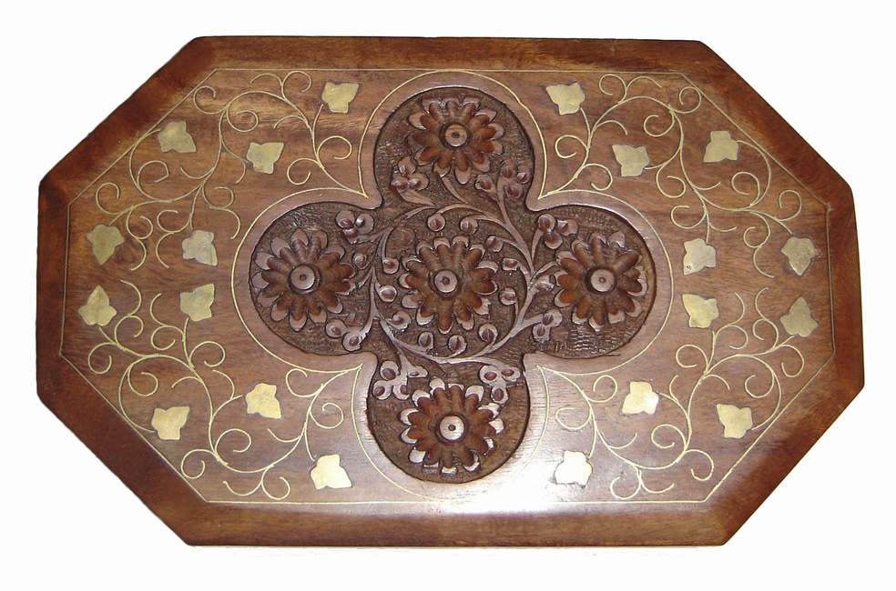  Wooden Jewelry Box (Boîte à bijoux en bois)