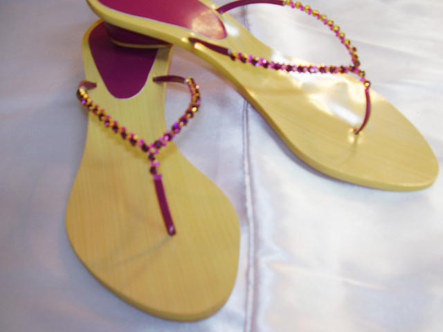  Jeweled Flip Flops (Jeweled Flip Flops)