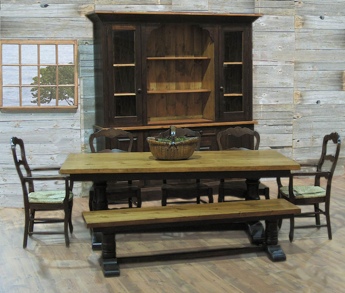  Country Furniture (Country Furniture)