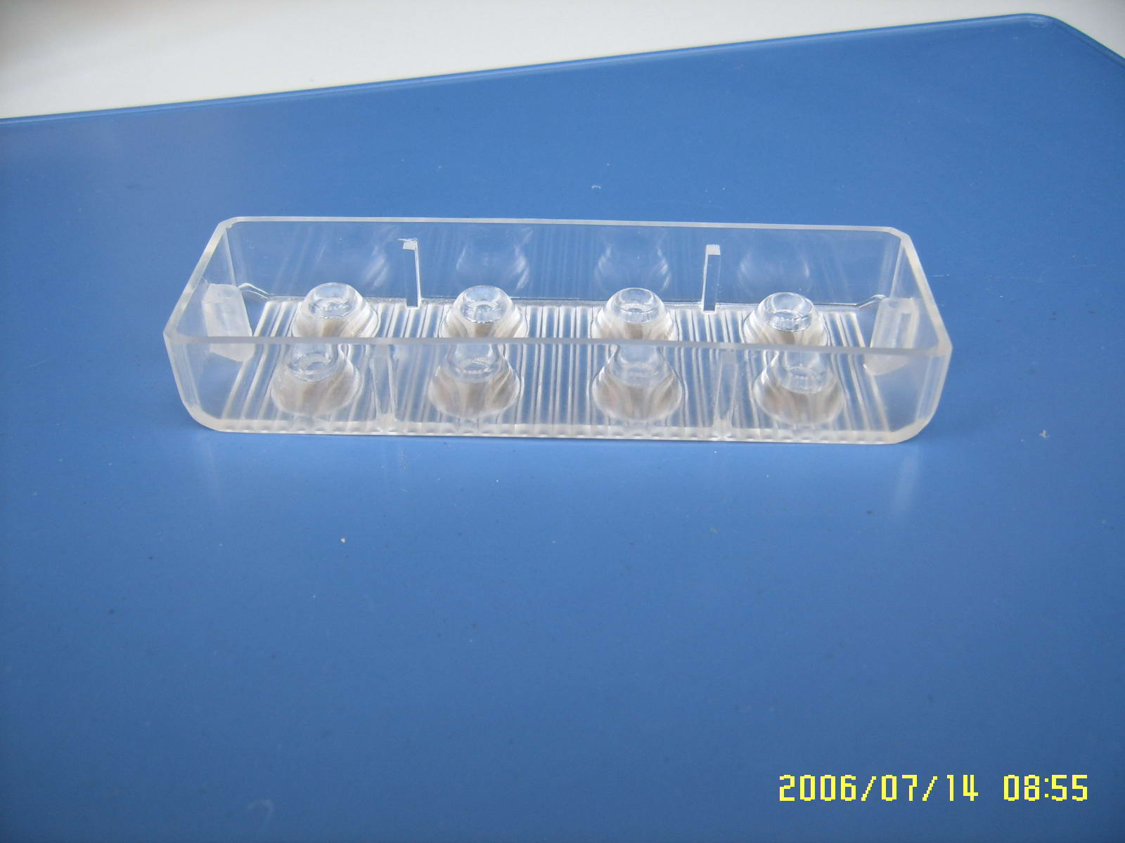  Duplicating In Batches (transparent) (Duplizieren in Chargen (transparent))