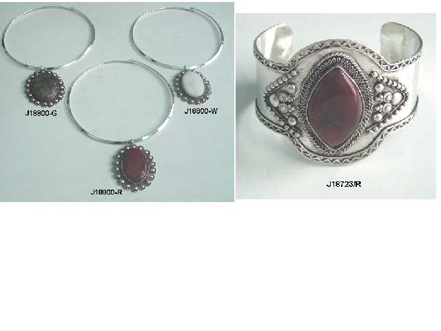  Earrings And Pendants ( Earrings And Pendants)