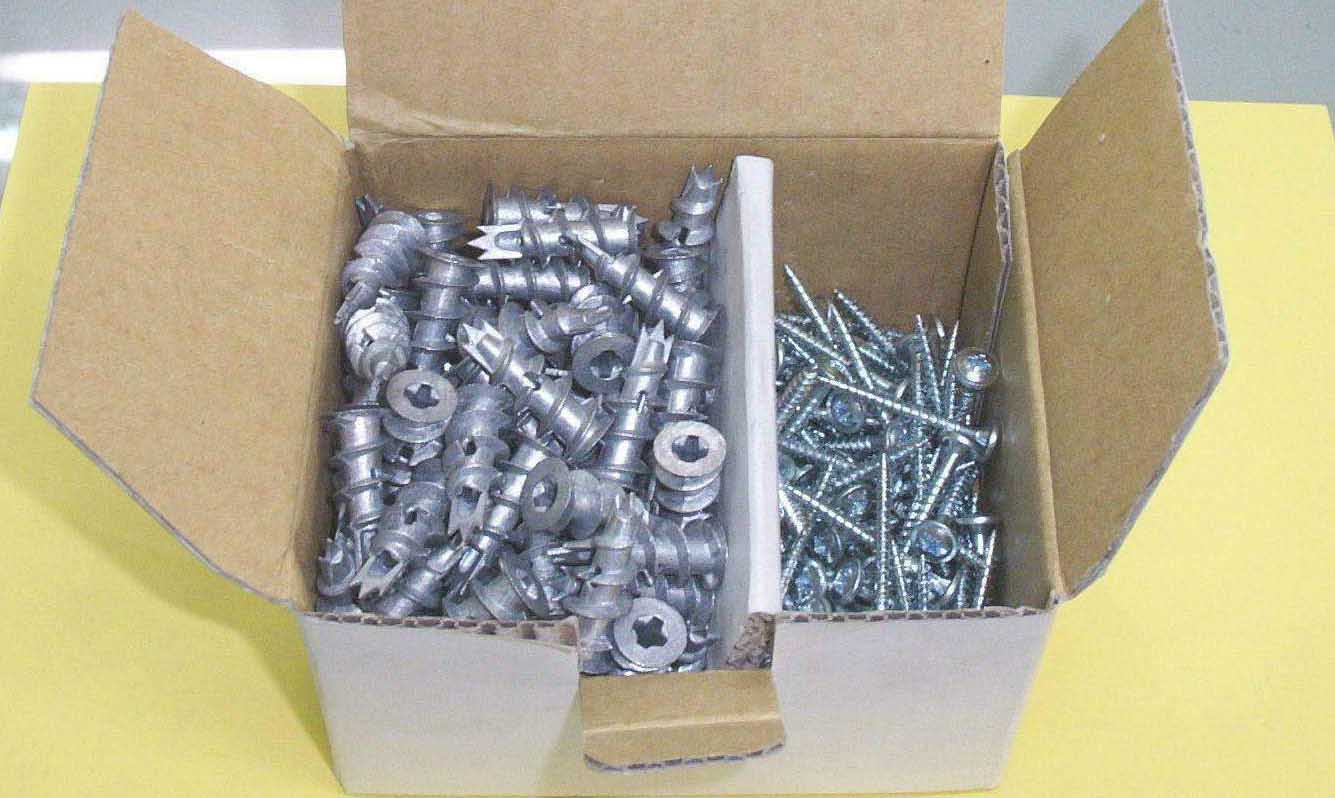  Zinc Plasterboard Plug