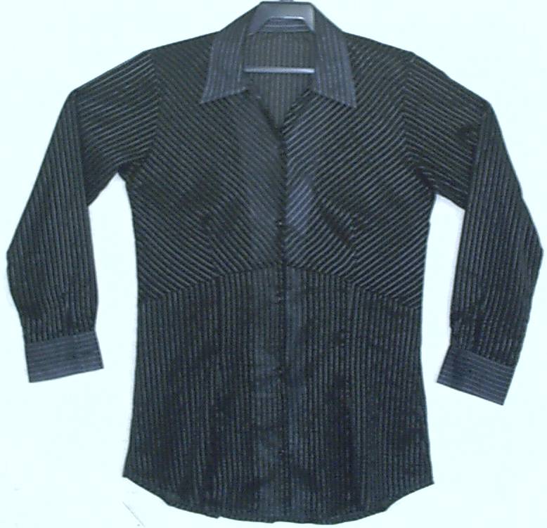  Silk Georgette Shirt With Pin Strips And Bias Cut (Шелковые Georgette рубашке с полосы Pin и предвзятости Вырезать)