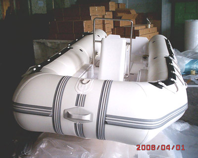 PVC-Schlauchboot mit GFK-Floor (PVC-Schlauchboot mit GFK-Floor)