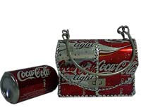  Handmade Purse Made Of Used Coke Cans ( Handmade Purse Made Of Used Coke Cans)