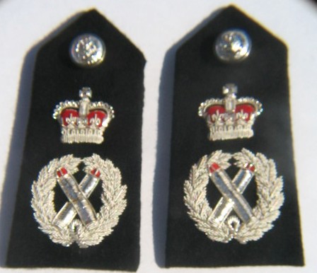  Military Epaulettes, Crests, Emblem, Pathces (Military Epauletten, Wappen, Emblem, Pathces)