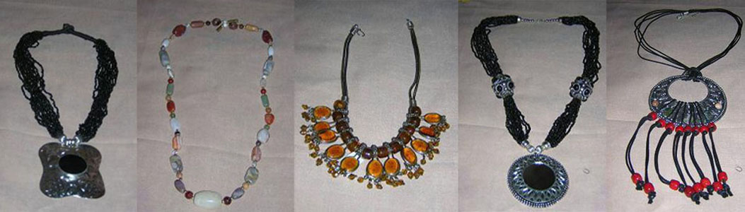  Beaded Jewels ( Beaded Jewels)