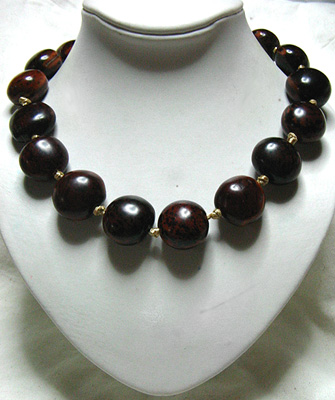  Sibukaw Sheepeye Choker / Necklace
