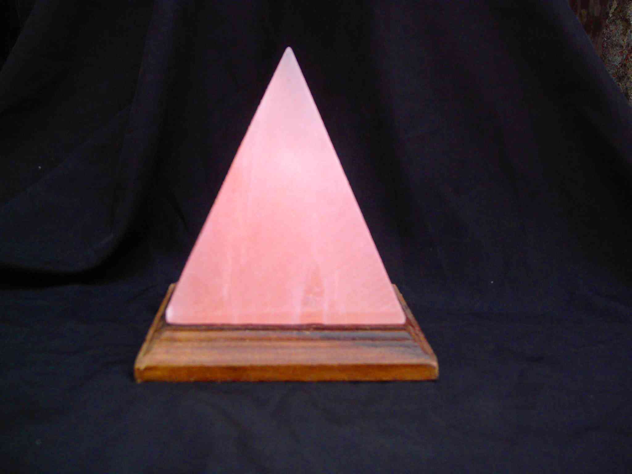  Pyramid Salt Lamp (Пирамиды соль лампа)