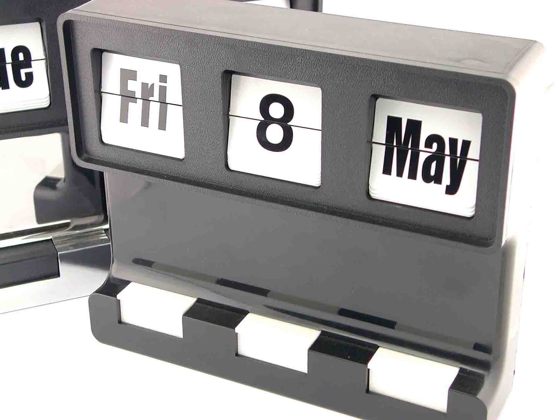  our item - Plastic Wall Mount / Desktop Calendar ( our item - Plastic Wall Mount / Desktop Calendar)