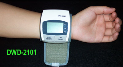  Blood Pressure Monitor (DWD-2101) (Blood Pressure Monitor (DWD-2101))
