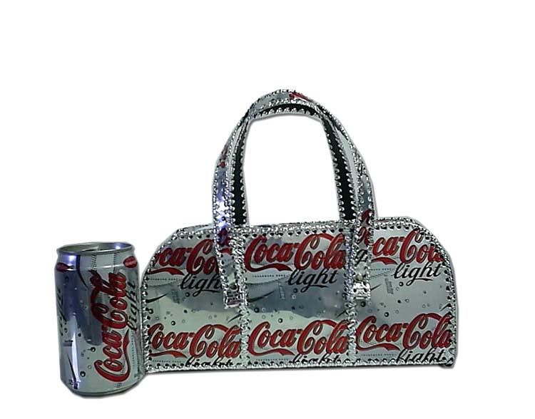  Handmade Handbag Made Of Used Coke Light Cans ( Handmade Handbag Made Of Used Coke Light Cans)