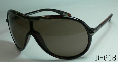  Plastic Sunglasses