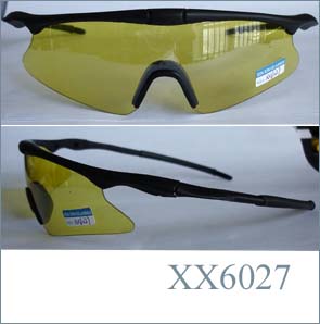  Plastic Sports Sunglasses (Пластиковые спортивные солнечные очки)