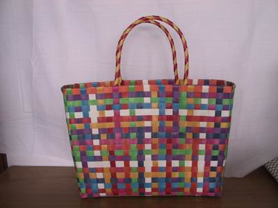  Ladies` Handbags (Sacs à main pour dames)