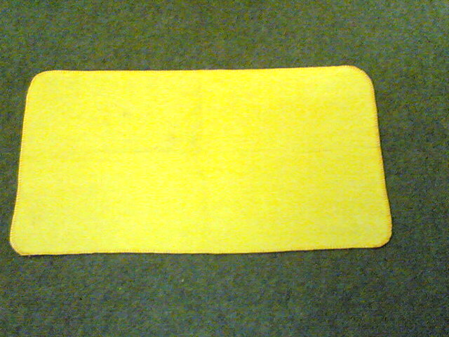  Stock Lot Flannel Yellow Duster (Stock Lot Flanell Yellow Duster)