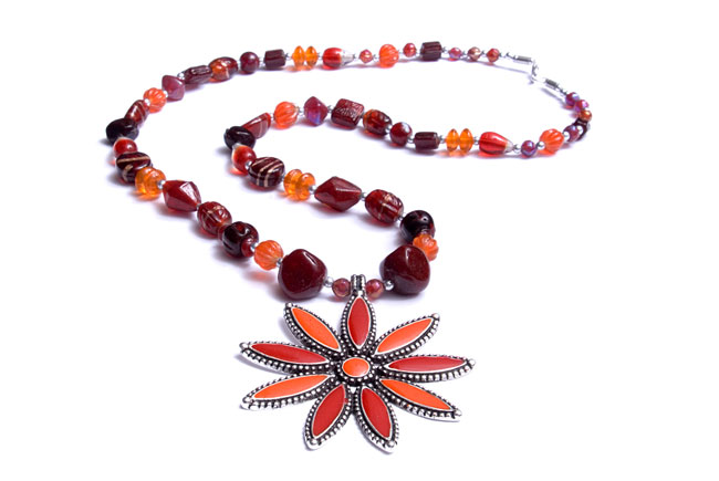  Flower Bead Necklace (Цветы из бисера Колье)