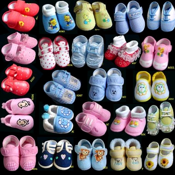  Infant Shoes And Baby Shoes With Embroidery (Infant Shoes and Baby Shoes avec de la broderie)