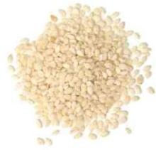  Indian Hulled Whitish Sesame Seeds (Indian mondés blanchâtre graines de sésame)