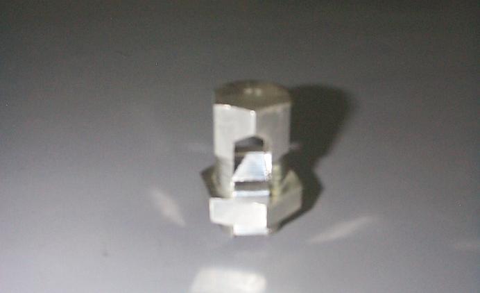  Split Bolt Connector / Quick Connector & Custom Made Brass Components (Split Bolt Connector / Connecteur rapide & Custom Made Brass Components)