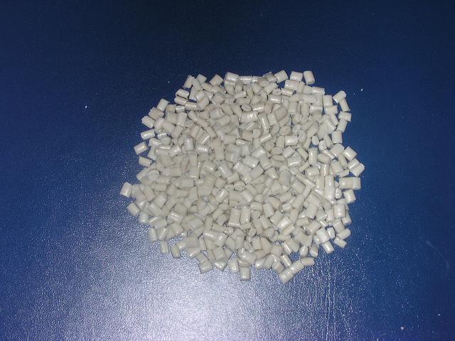  HDPE Blow White / Natural Recycle ( HDPE Blow White / Natural Recycle)