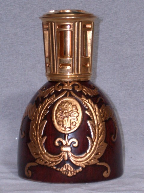  L`Grand Porcelain Fragrance Lamp (L`Гранд фарфора Fragrance лампа)