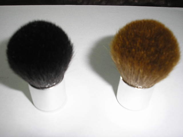  Kabuki Powder Brush (Кабуки Порошковая Кисть)