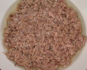  Canned Tuna ( Canned Tuna)