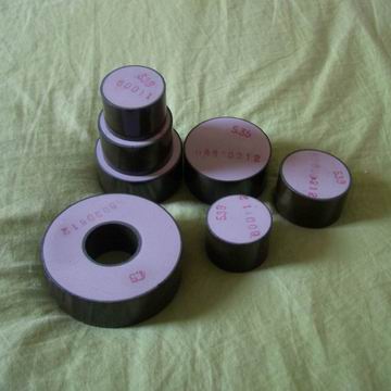  Metal-Oxide Varistor Disk ( Metal-Oxide Varistor Disk)