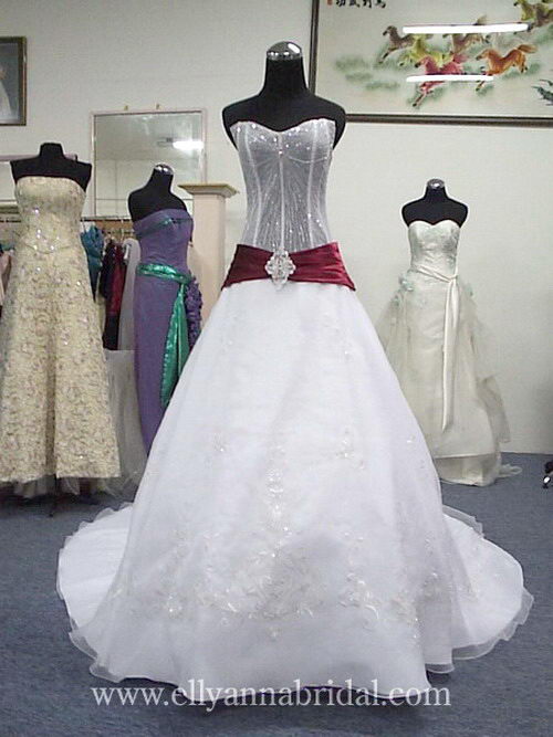  New Bridal Gown (Neue Brautkleid)