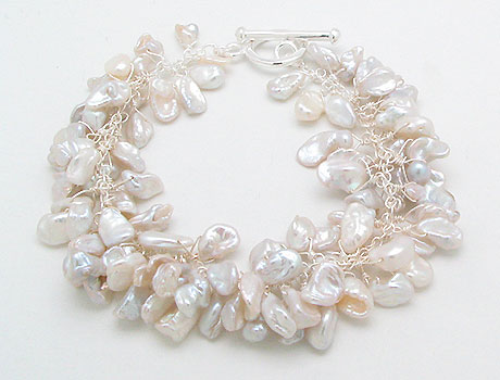  Fresh Water Pearl Bracelet (Bracelet de perles d`eau douce)