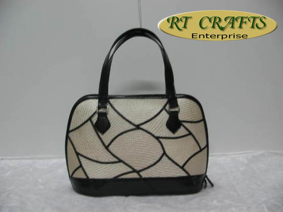  Fashionable & Unique Handbags ( Fashionable & Unique Handbags)