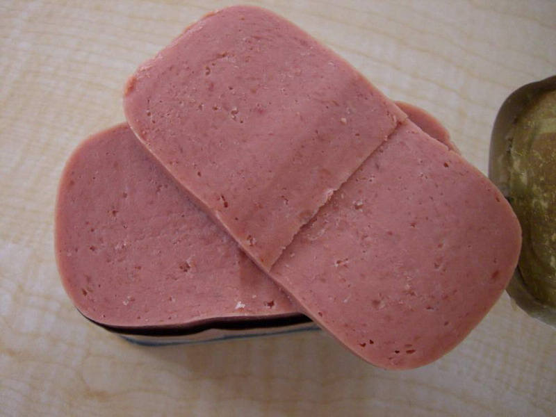  Canned Luncheon Meat