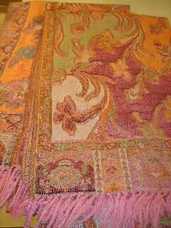  Shawls (Шали)