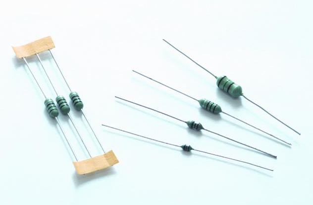  Fixed Inductor (Correction d`inductance)